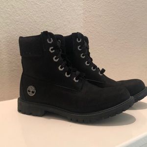 TIMBERLAND BOOTS